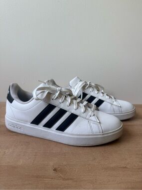 Men’s Adidas Grand Court 2.0 | Cloud White / Core Black | Size 10